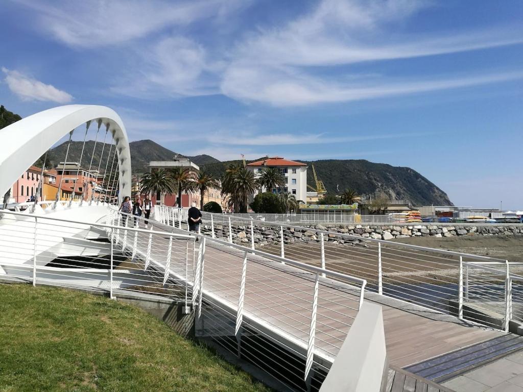 Seafront Riva Appartamento Fronte Mare Sestri Levante Buitenkant foto